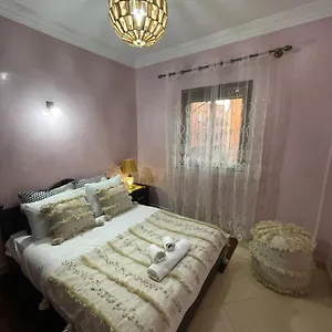  Apartamento Kechdays, Near Airport